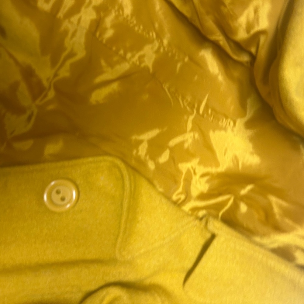 Blazer - Picture 2 of 3